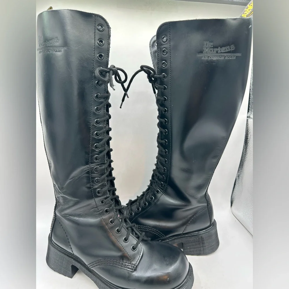 Vintage 90s MIE Dr. Martens Black 1420 Chunky
Square Toe 20 Eye Boot UK 5 US 7 - Picture 6 of 15